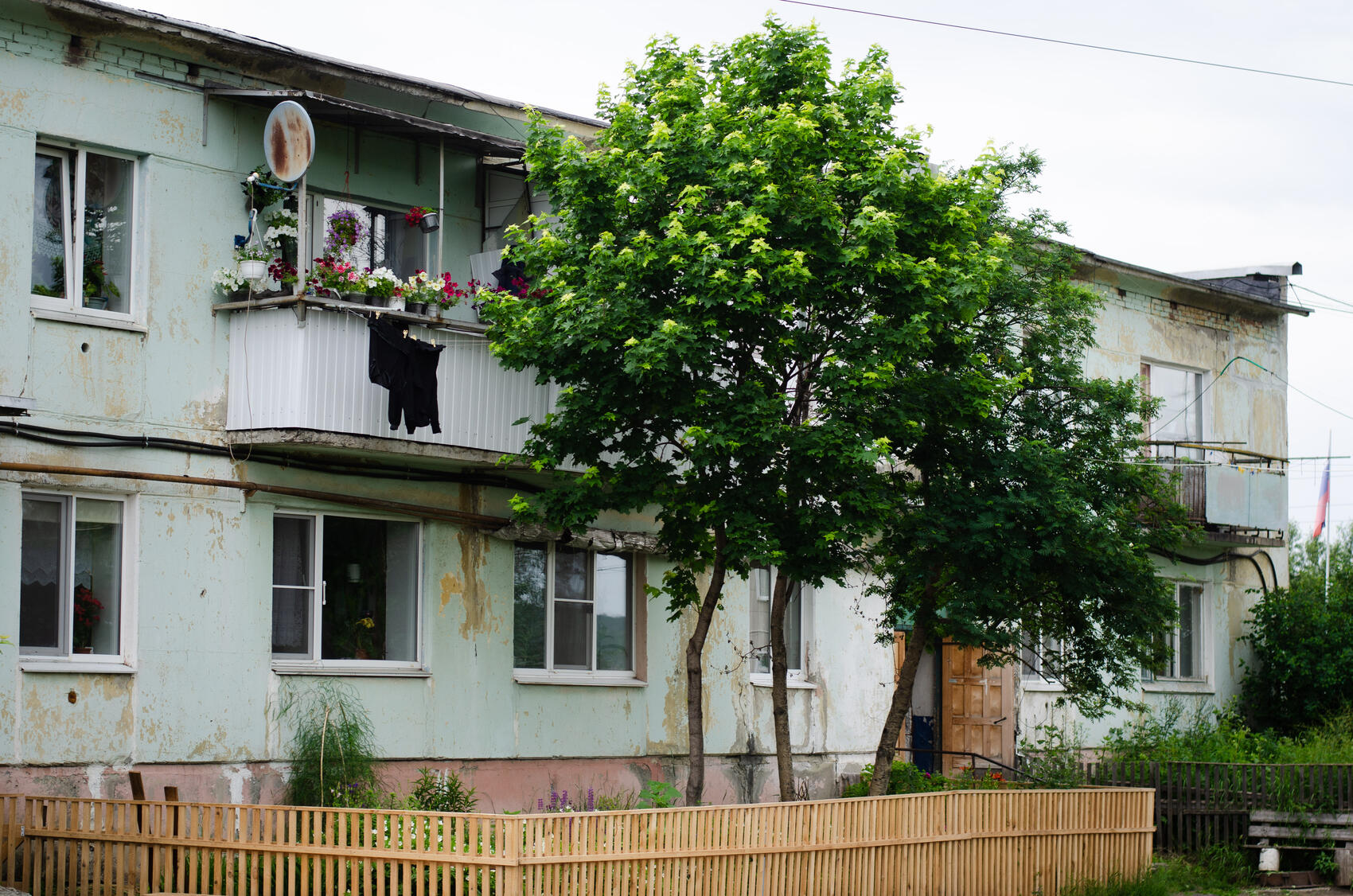 Совхозные двухэтажные дома в Полдневой