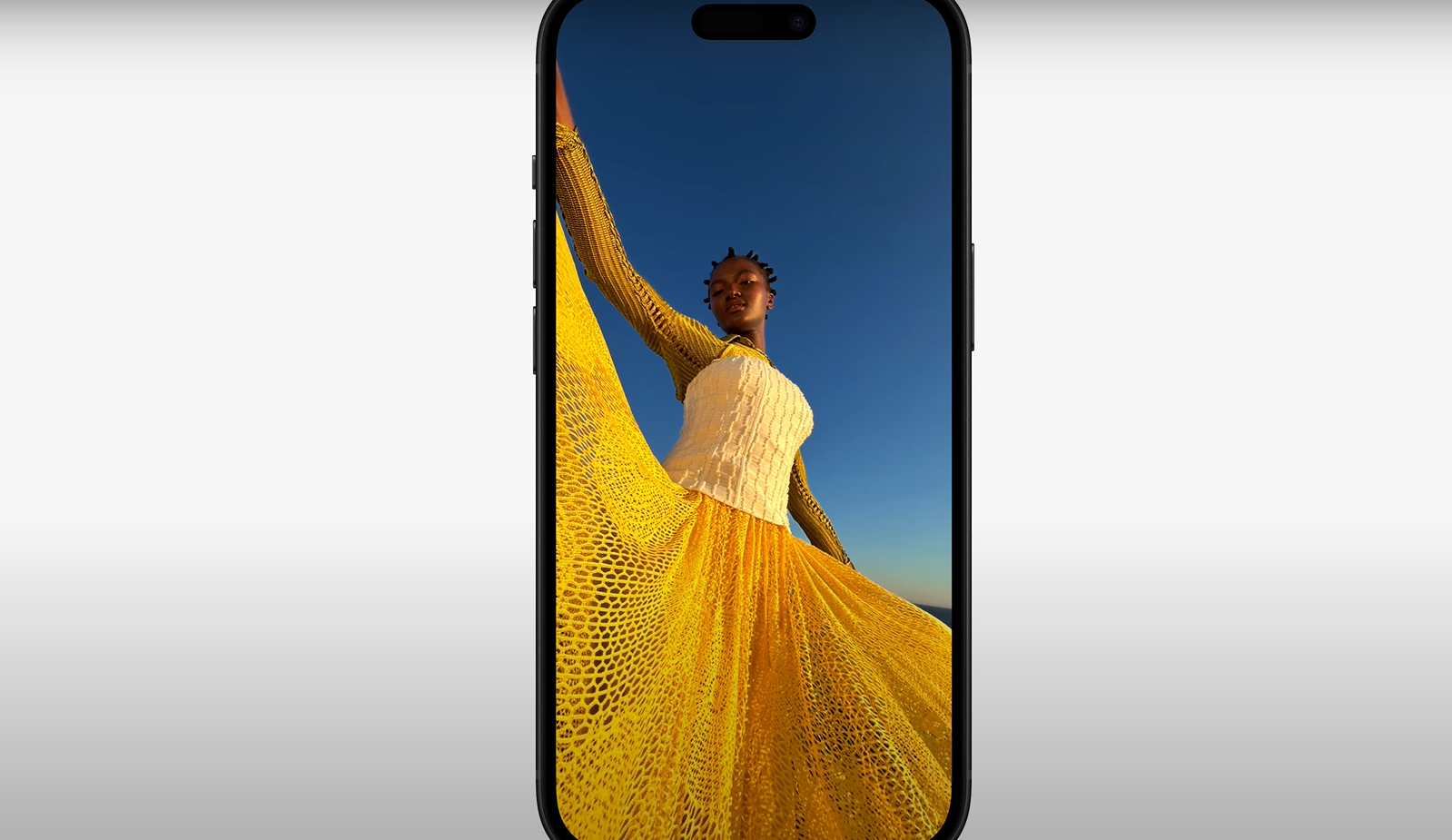 Скриншот: Apple / YouTube.com