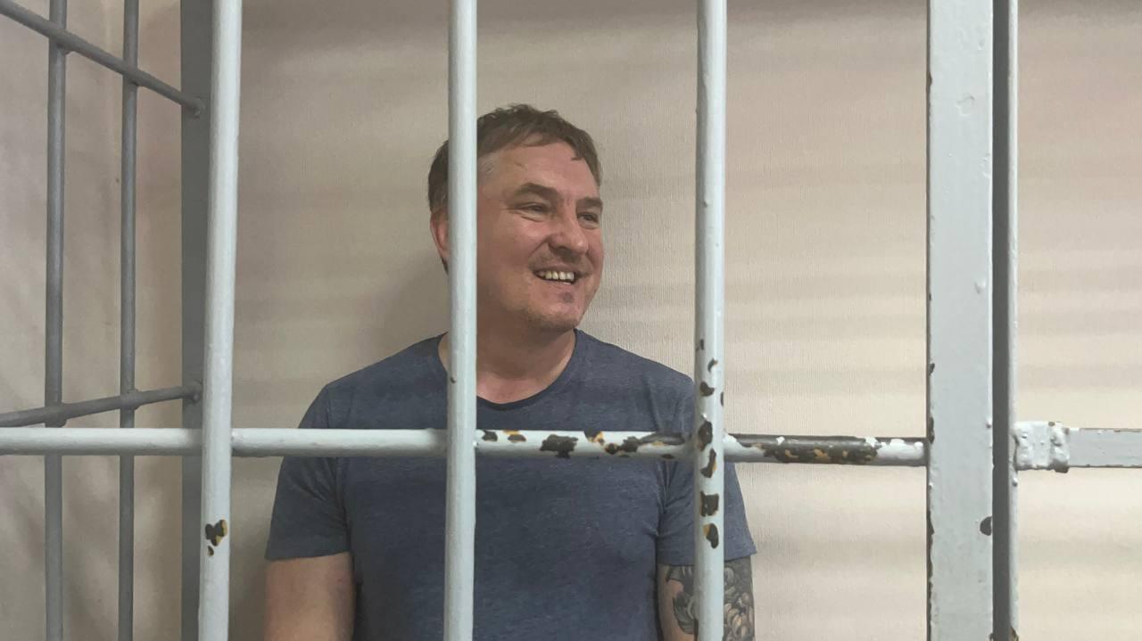 Правозащитник Алексей Соколов заявил, что уже 44 дня находится в карцере